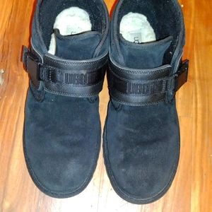 UGG SNAPBACK SHEEPSKIN